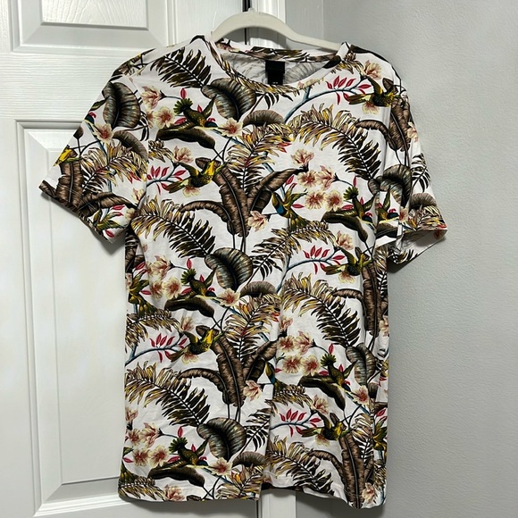 Men’s H&M print shirt - Picture 2 of 4